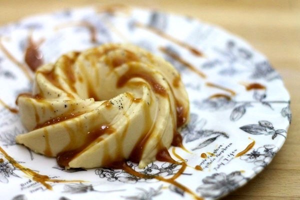 Caramelised White Chocolate Panna Cotta